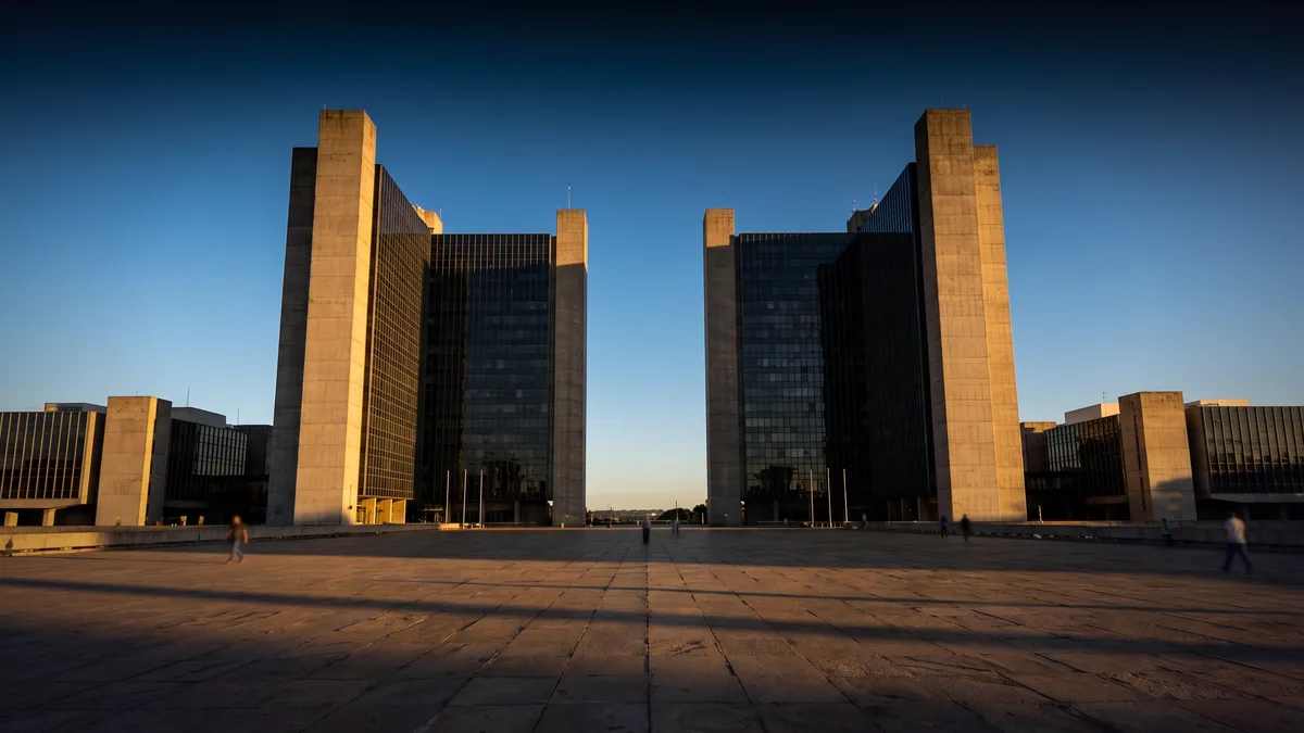 Concurso Bacen: autorizado com 170 vagas e salário de R$ 20 mil